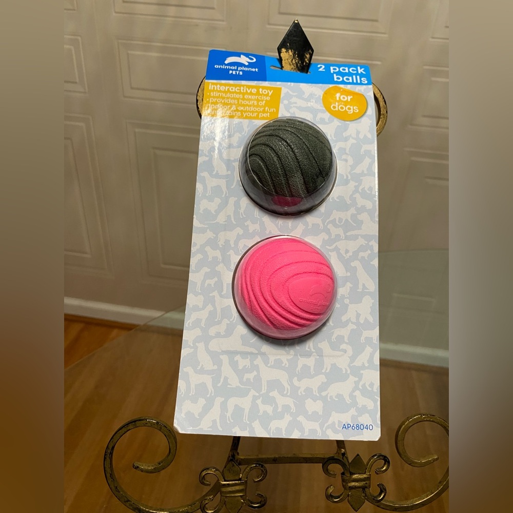 Animal Planet Set Of 2 Interactive Balls For Dog 2.5”
